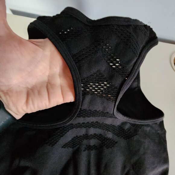 EUC L'urv Black Sports Bra Racer Back - Picture 2 of 5